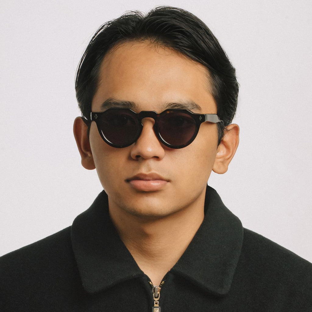 Noma Black Tortoise